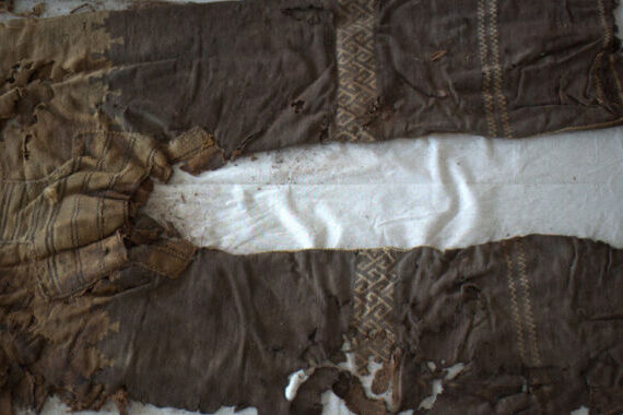 বিশ্বের প্রাচীনতম প্যান্ট একটি 3,000 বছরের পুরানো ইঞ্জিনিয়ারিং বিস্ময়