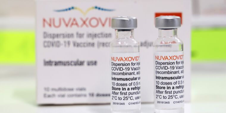 এফডিএ উপদেষ্টারা অপ্রতিরোধ্যভাবে Novavax COVID-19 ভ্যাকসিনকে সমর্থন করেন